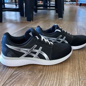 Brand New Never Worn ASICS